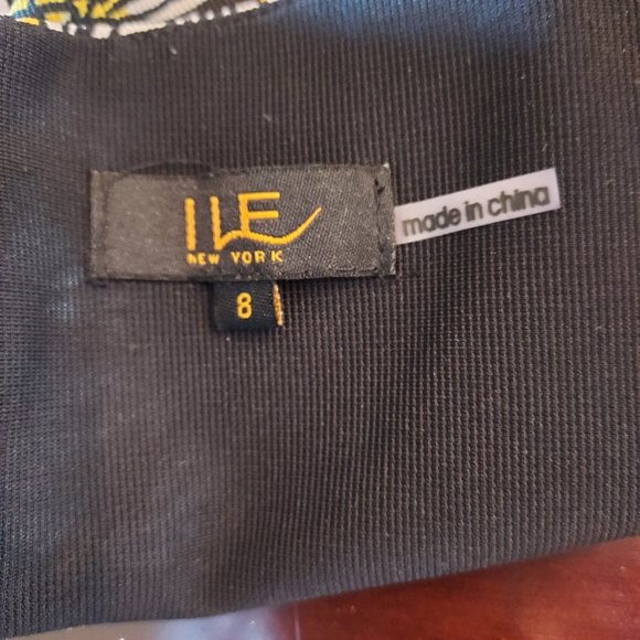 Black White & Yellow knit Dress by ILE New York: size 8 - Picture 8 of 11